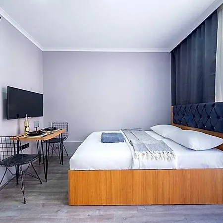 Ferhan Soytas Kral Hotel